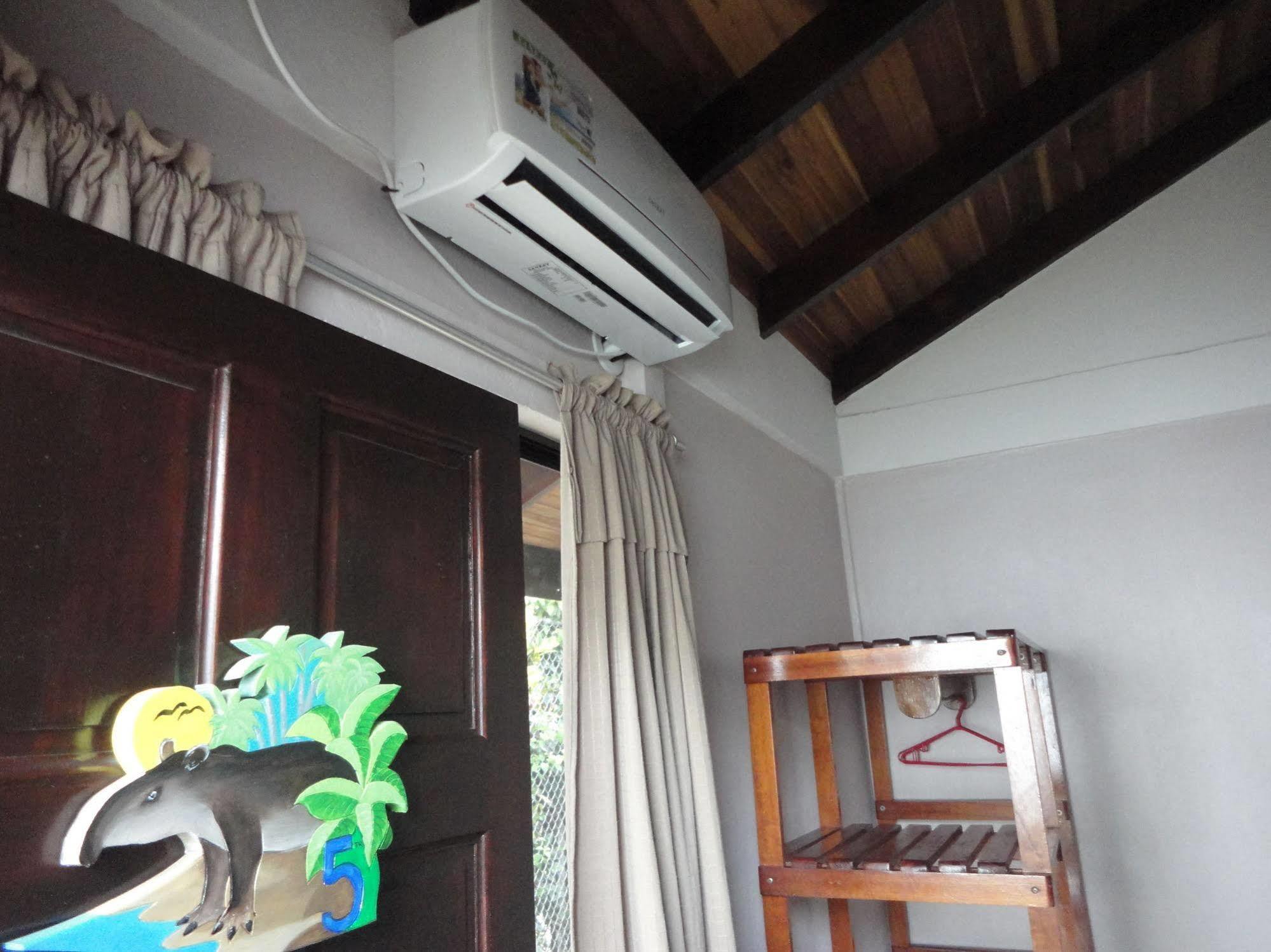 Puerto Jiménez Cabinas Tropicales מראה חיצוני תמונה